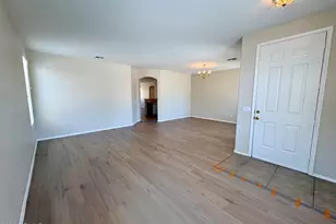 14948 N 136th Ln, Surprise, AZ 85379 - Photo 5