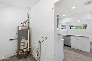 101 W Harwell Rd., Phoenix, AZ 85041 - Photo 17