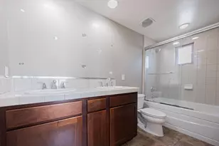 563 W 6th St, Tempe, AZ 85281 - Photo 17