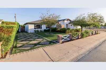 4021 E Glenrosa Avenue, Phoenix, AZ 85018 - Photo 7
