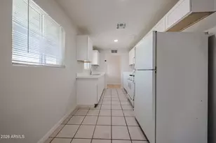 4301 W Weldon Ave, Phoenix, AZ 85031 - Photo 9