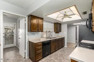 2925 W Lamar Rd, Phoenix, AZ 85017 - Photo 17