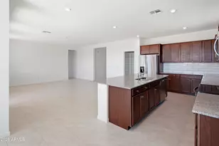 23989 W Carver Dr, Buckeye, AZ 85326 - Photo 7