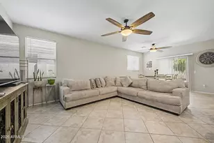 8873 N 71st Dr, Peoria, AZ 85345 - Photo 5