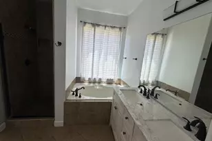 2331 W Branham Ln, Phoenix, AZ 85041 - Photo 3