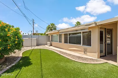 7633 E Meadowbrook Avenue, Scottsdale, AZ 85251 - Photo 37