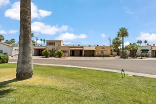 7633 E Meadowbrook Ave, Scottsdale, AZ 85251 - Photo 3