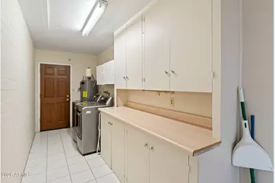 7633 E Meadowbrook Avenue, Scottsdale, AZ 85251 - Photo 43