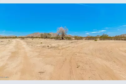 0 W Equestrian Street #-/-/-, Casa Grande, AZ 85194 - Photo 17