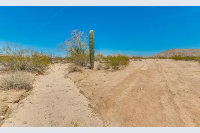 0 W Equestrian Street #-/-/-, Casa Grande, AZ 85194 - Photo 11