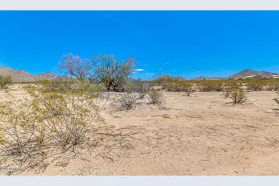 0 W Equestrian Street #-/-/-, Casa Grande, AZ 85194 - Photo 3