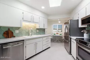 10129 W Campana Dr, Sun City, AZ 85351 - Photo 13