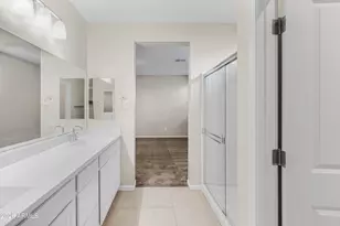 17419 W Patrick Ln, Surprise, AZ 85387 - Photo 15