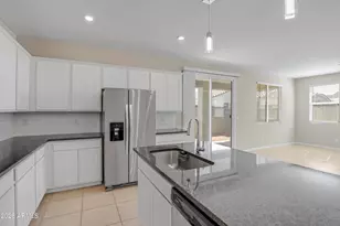 17419 W Patrick Ln, Surprise, AZ 85387 - Photo 7