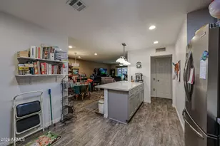 19022 N Lakeforest Dr, Sun City, AZ 85373 - Photo 13