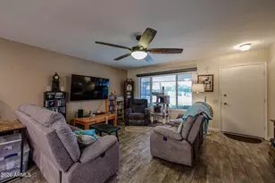 19022 N Lakeforest Dr, Sun City, AZ 85373 - Photo 3
