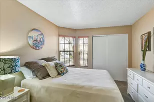 9276 W Morrow Dr, Peoria, AZ 85382 - Photo 9