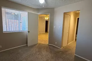 601 W Yukon Dr, Phoenix, AZ 85027 - Photo 11