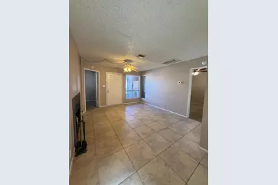 601 W Yukon Drive #3, Phoenix, AZ 85027 - Photo 3