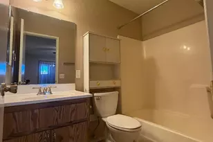 601 W Yukon Dr, Phoenix, AZ 85027 - Photo 9