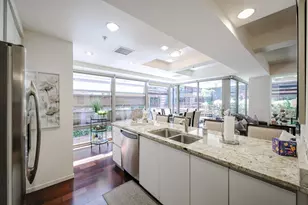 7121 E Rancho Vista Dr, Scottsdale, AZ 85251 - Photo 27