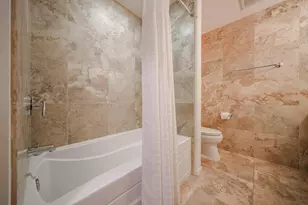 7121 E Rancho Vista Dr, Scottsdale, AZ 85251 - Photo 17