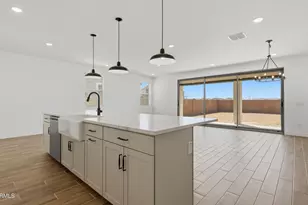 8035 W Harmont Dr, Peoria, AZ 85345 - Photo 7