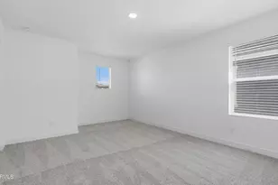 8035 W Harmont Dr, Peoria, AZ 85345 - Photo 17