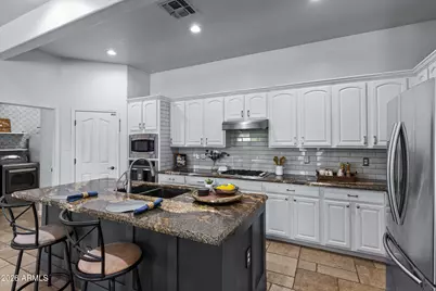 4145 E Carriage Court, Gilbert, AZ 85297 - Photo 13