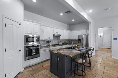 4145 E Carriage Court, Gilbert, AZ 85297 - Photo 11