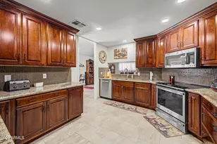 11808 N 78th Dr, Peoria, AZ 85345 - Photo 13