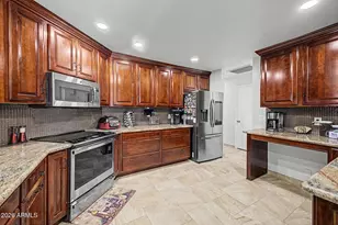 11808 N 78th Dr, Peoria, AZ 85345 - Photo 11
