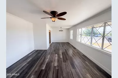 2402 W Anderson Avenue, Phoenix, AZ 85023 - Photo 9