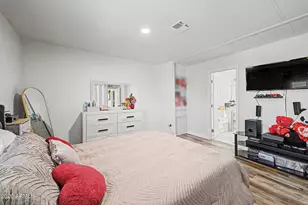 8218 S 7th St, Phoenix, AZ 85042 - Photo 17