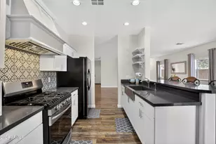 15402 N 169th Ave, Surprise, AZ 85388 - Photo 13