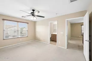 2226 E Fraktur Rd, Phoenix, AZ 85040 - Photo 31