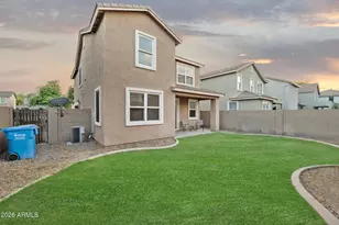 2226 E Fraktur Rd, Phoenix, AZ 85040 - Photo 15