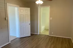 9444 N 4th Ave, Phoenix, AZ 85021 - Photo 13
