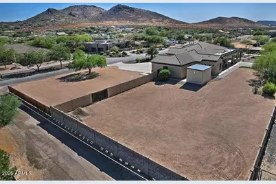 1614 W Maddock Road, Phoenix, AZ 85086 - Photo 33