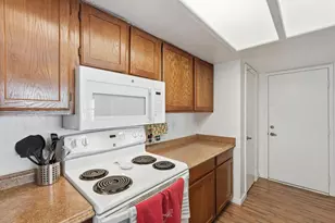2929 E Broadway Rd, Mesa, AZ 85204 - Photo 11