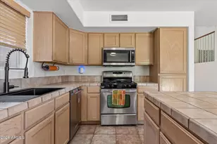 3884 E Stanford Ave E, Gilbert, AZ 85234 - Photo 15
