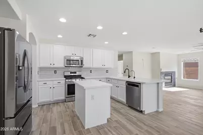 223 W Raven Drive, Chandler, AZ 85286 - Photo 3