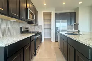 7053 W Oberlin Wy, Peoria, AZ 85383 - Photo 3