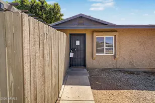286 W Palomino Dr, Chandler, AZ 85225 - Photo 3