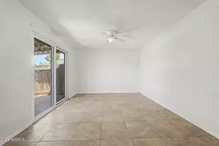 286 W Palomino Dr, Chandler, AZ 85225 - Photo 7