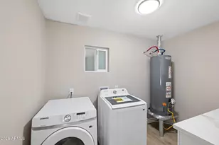 1215 W Hazelwood St, Phoenix, AZ 85013 - Photo 13