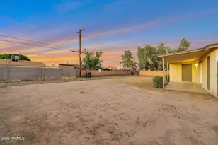 3612 W Colter St, Phoenix, AZ 85019 - Photo 15