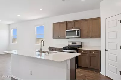 22069 N Dawn View Drive, Maricopa, AZ 85139 - Photo 5