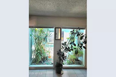 934 E Montebello Avenue, Phoenix, AZ 85014 - Photo 3