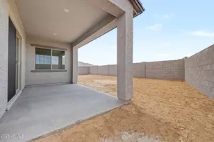 20422 N 222nd Dr, Surprise, AZ 85387 - Photo 33